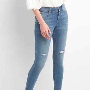 Gap 360 Stretch True Skinny Jeans